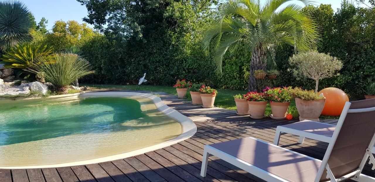 Le Clos Des Vignes Junas Luaran gambar